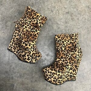 Delicacy Leopard Print Wedge Boots NWOT